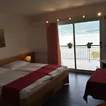 بيت ضيافة Garni Morettina بريساغو