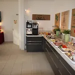 بيت ضيافة Garni Morettina