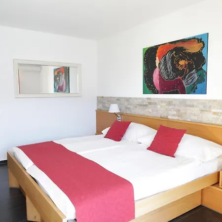 Gasthuis Garni Morettina Brissago