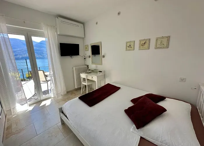 Guest house Garni Morettina Brissago